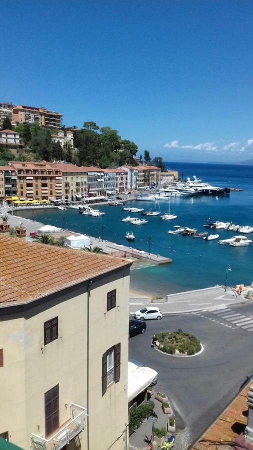 La Casetta In Piazza Porto Santo Stefano  Kültér fotó